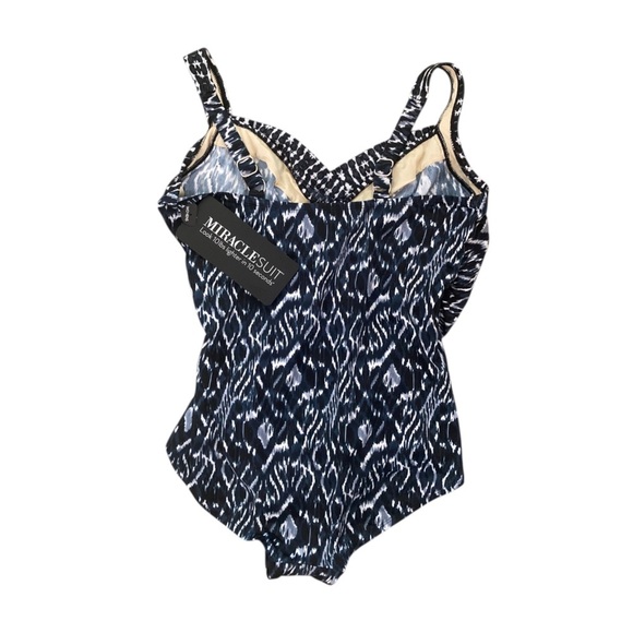 Miraclesuit Swimsuit Estilo NWT 10 lbs Lighter in 10 Seconds Women's Swim Attire - Picture 3 of 8
